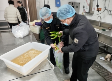 護航開學(xué)“第一餐” 上饒市廣豐區(qū)市場監(jiān)督管理局開展校園食品安全專項抽檢工作